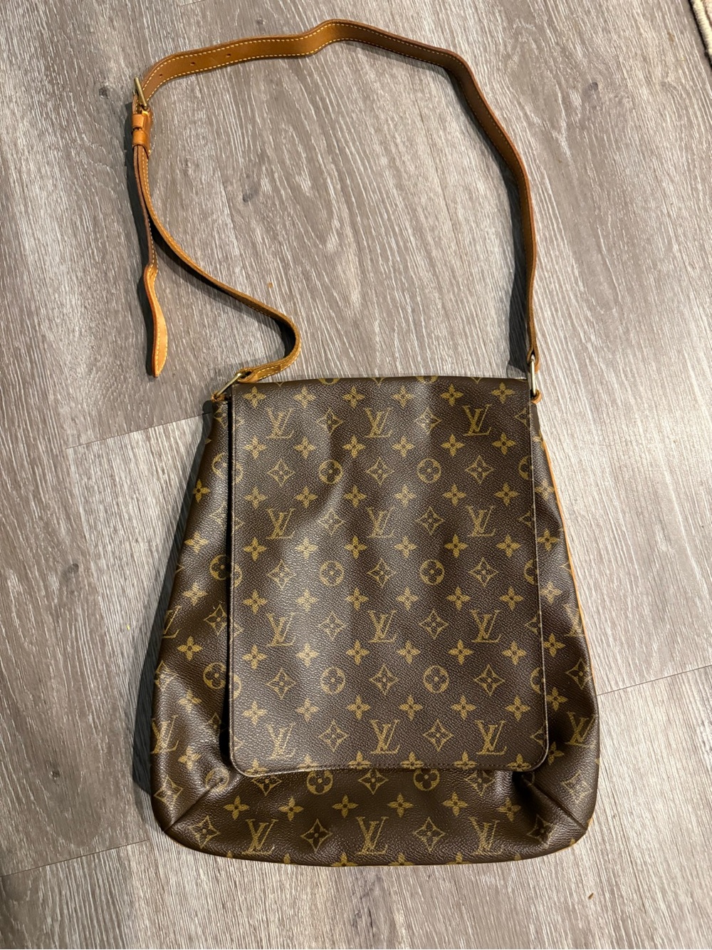 Vintage Louis Vuitton Musette Bag In Monogram Canvas - Picture 4 of 14